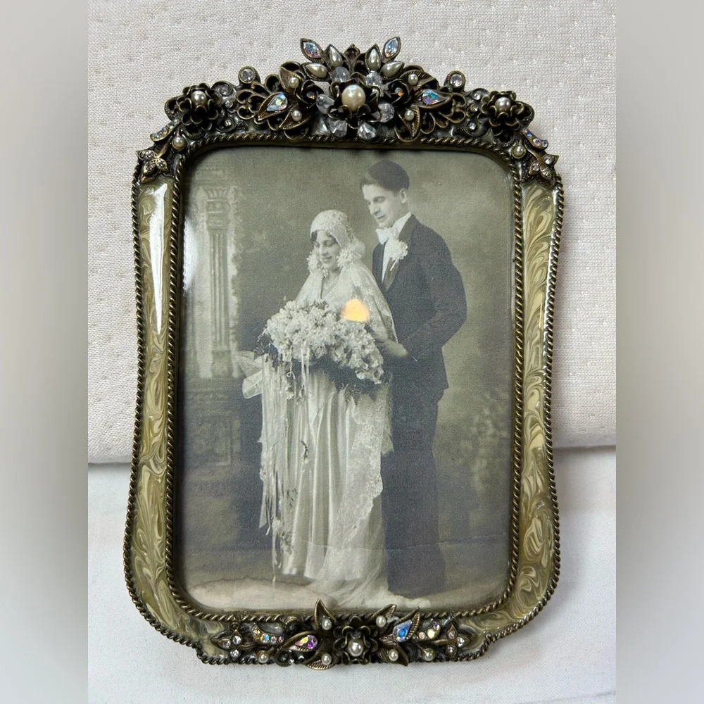Sweet Romance Jewelry Co, Embellished Picture Frame, Pearls, Rhinestones, New.‎